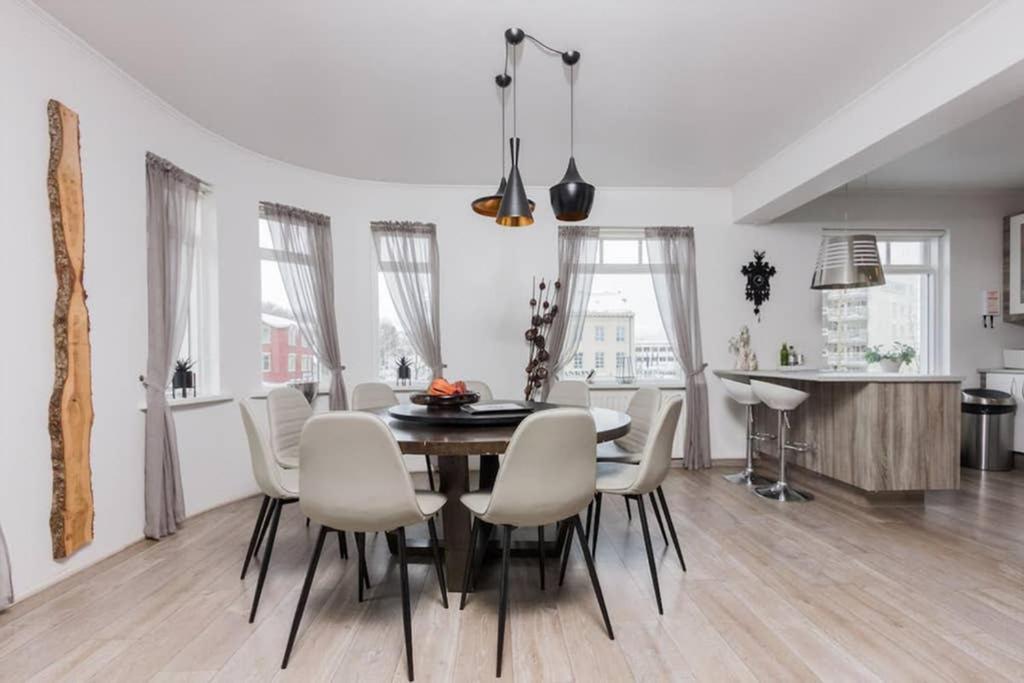 Superb Central Location, No Car Needed - Spacious Akureyri Exterior foto